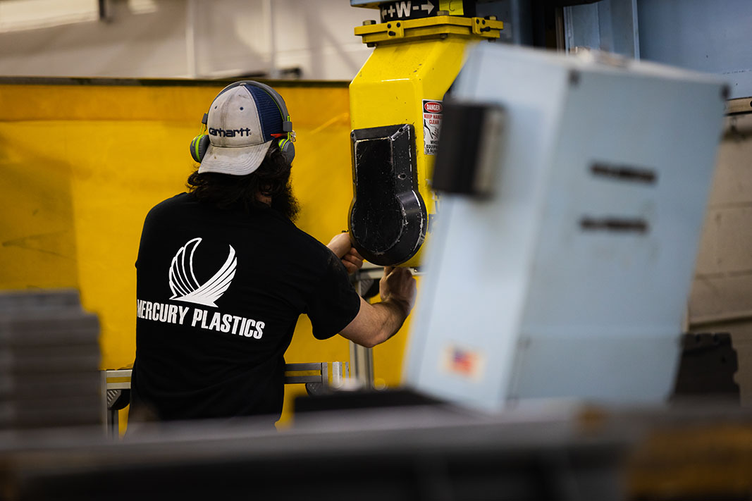 CNC 5 axis Router - Mercury Plastics Maryland-0695